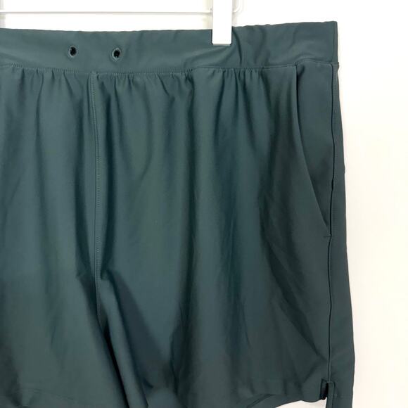 Old Navy Active Powersoft Loose Shorts - Picture 3 of 7